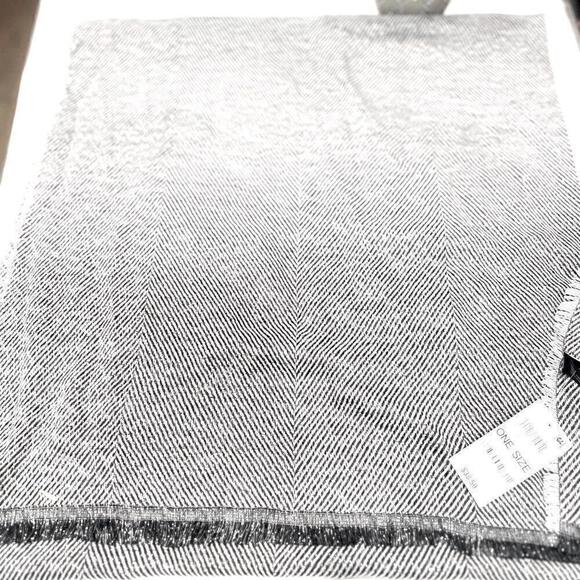 INC International Concepts Two-Tone Shine Scarf Wrap, Black/White One Size - Picture 4 of 6